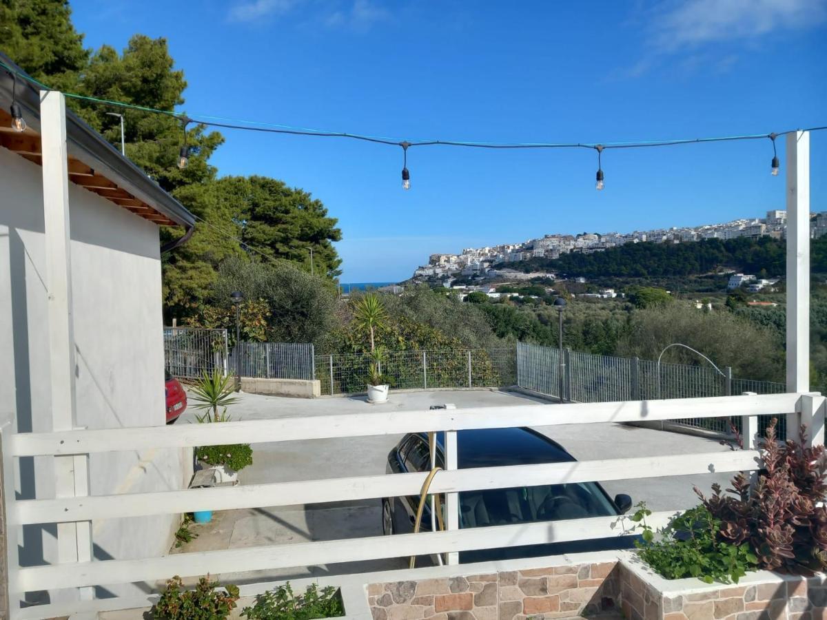 Casa Vacanze Leonardo ペスキチ エクステリア 写真