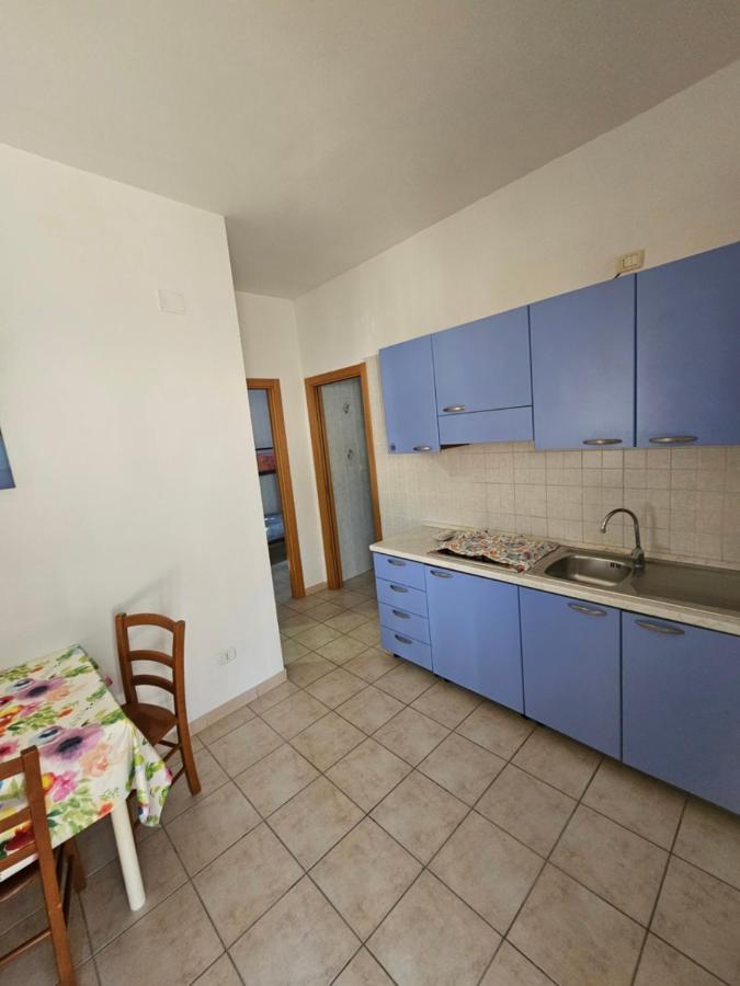 Casa Vacanze Leonardo ペスキチ エクステリア 写真