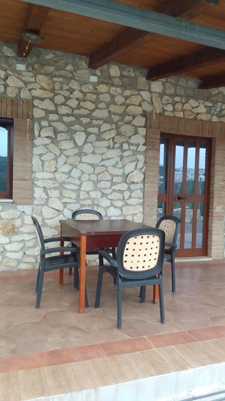 Casa Vacanze Leonardo ペスキチ エクステリア 写真